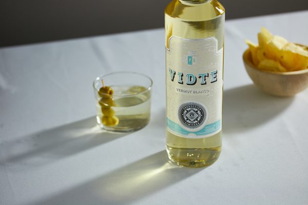 Vidte Vermouth酒包装设计越来越漂亮(图3)