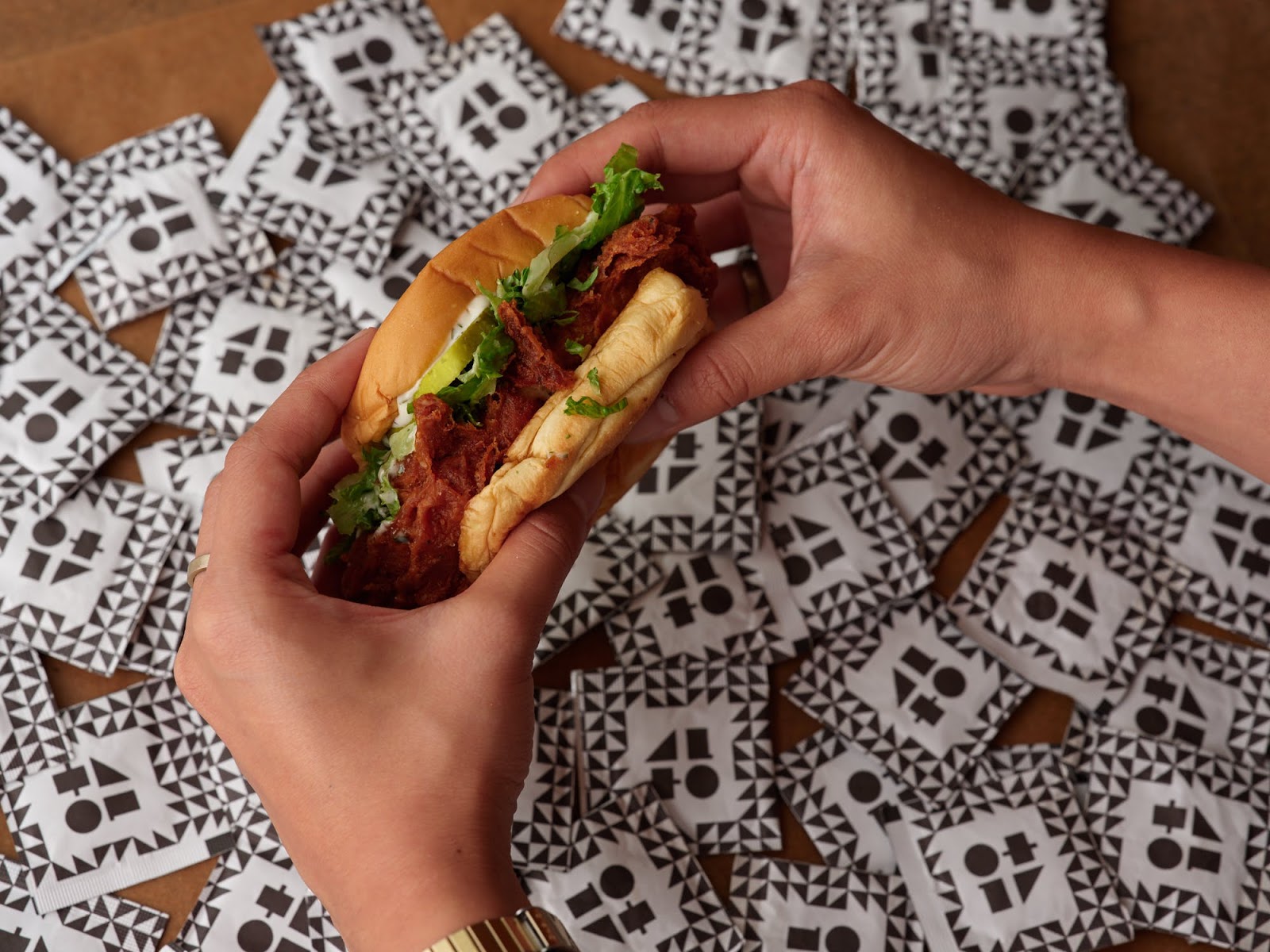 哈尔滨食用油包装设计(图4) 哈尔滨食用油包装设计(图4)