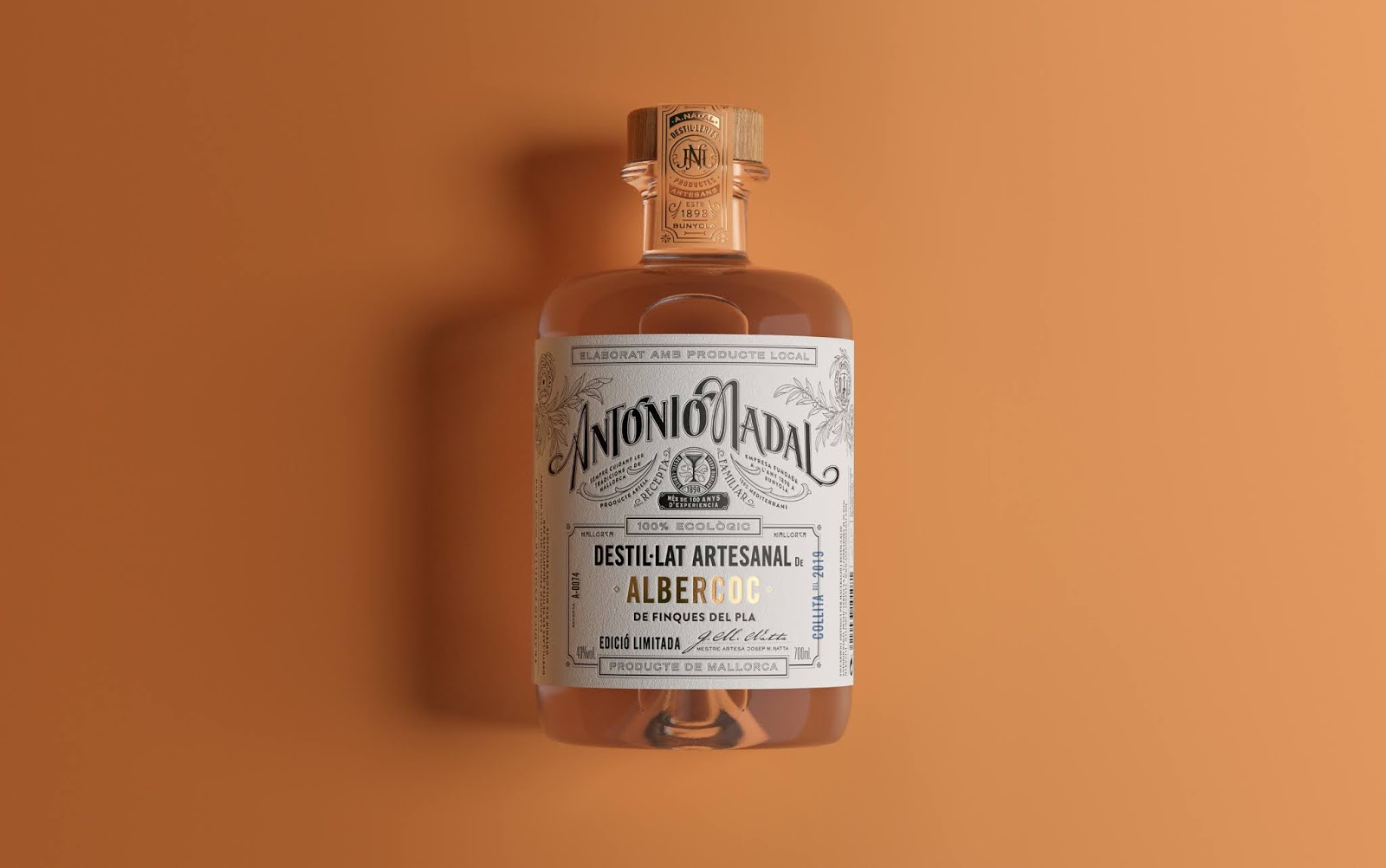 果酒包装设计经典细致(图1) 果酒包装设计经典细致(图1)