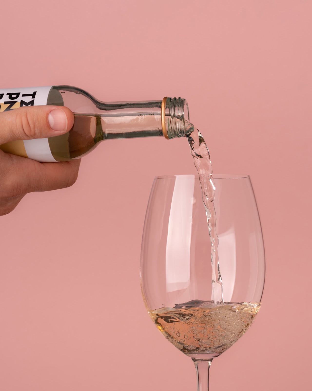 小瓶葡萄酒包装设计(图3) 小瓶葡萄酒包装设计(图3)