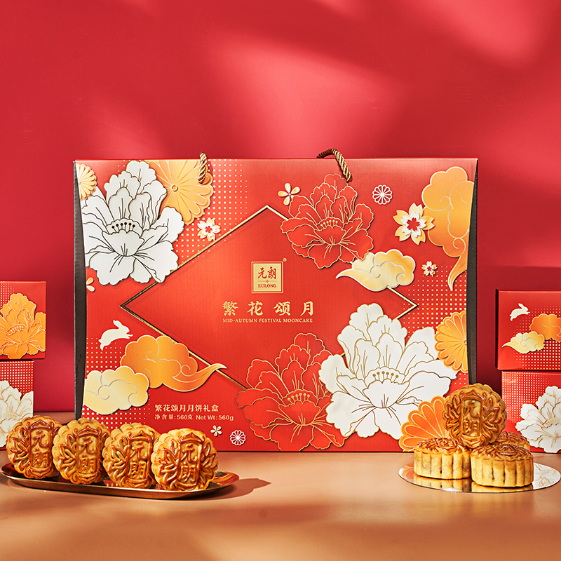 WING WAH 元朗荣华 繁华颂月广式月饼礼盒 8饼4味 560g*10盒包装礼盒产品包装创意设计欣赏(图2)