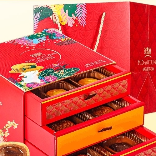 鲜品屋 鲜品逐月月饼 12饼9味 1kg 礼盒装包装礼盒产品包装创意设计欣赏(图2)