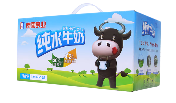 水牛奶纸盒包装如何设计有吸引力(图1) 水牛奶纸盒包装如何设计有吸引力(图1)