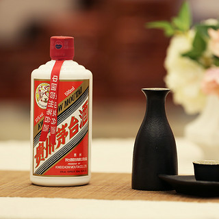 创意酒包装设计茅台 飞天茅台 2015年 53%vol 酱香型白酒 500ml 单瓶装产品包装设计欣赏(图4)