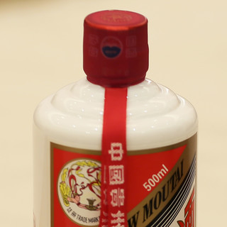 创意酒包装设计茅台 飞天茅台 2015年 53%vol 酱香型白酒 500ml 单瓶装产品包装设计欣赏(图6)
