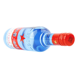 创意酒包装设计二锅头酒 绵柔8纯粮 蓝瓶 53%vol 清香型白酒 500ml 单瓶装产品包装设计欣赏(图4)