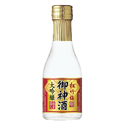超特撰松竹梅御神酒大吟酿纯金箔入宝酒造酒类包装设计(图1)