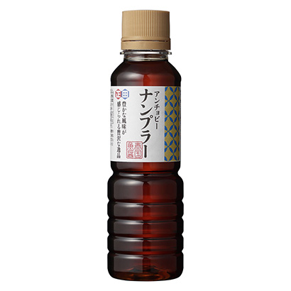 凤尾鱼泡芙正田酱油调味料包装设计(图1)